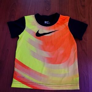 Boys Nike drifit shirt
